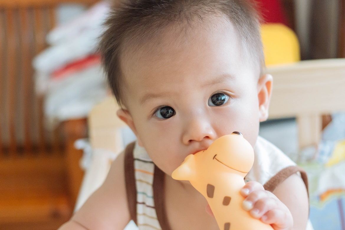 勵馨服務的青少年父母勇敢承擔起育兒責任