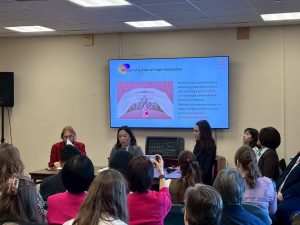 圖3:勵馨於論壇中分享三十餘年來推動婦女及兒少權益的實務經驗與倡議歷程