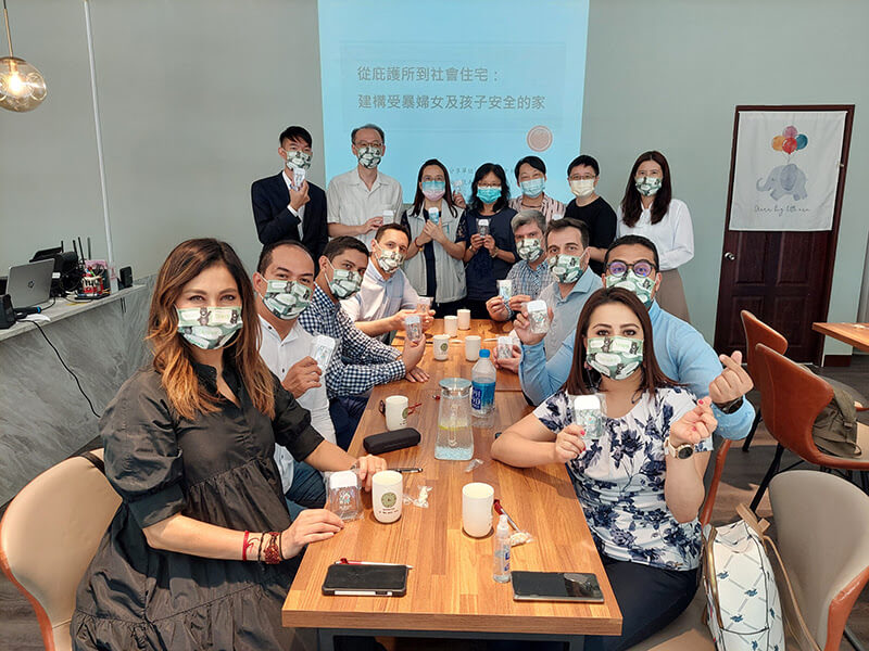 中南美洲訪團至勵馨林口服務中心